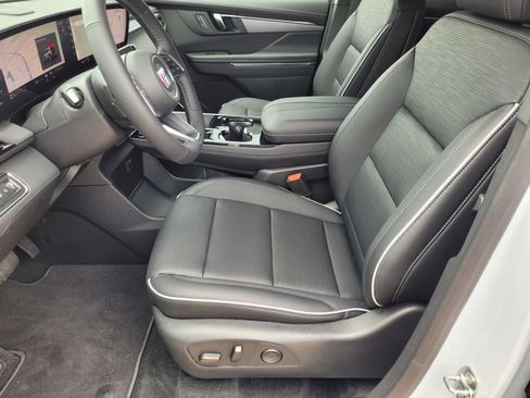 New 2026 Buick Enclave Sport Touring w/ Power Package image 7