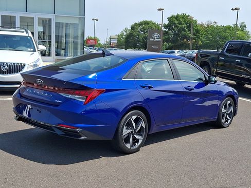 Certified 2023 Hyundai Elantra Limited FWD image 6