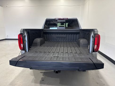 Used 2023 GMC Sierra 1500 SLT w/ SLT Convenience Package AWD/4WD image 26
