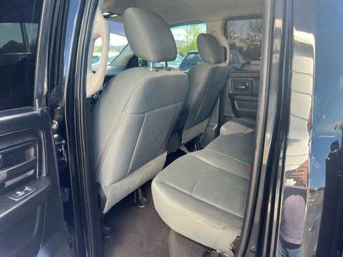 Used 2017 RAM 1500 Express w/ Black Ram 1500 Express Group AWD/4WD image 11