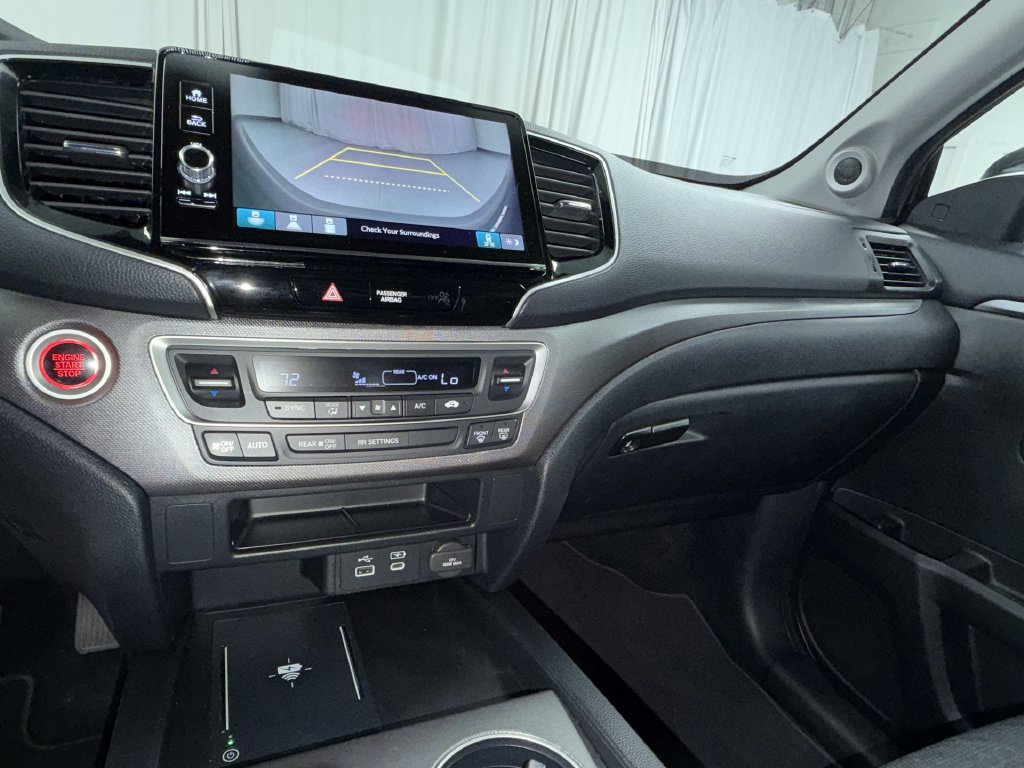 Used 2024 Honda Ridgeline Sport image 25