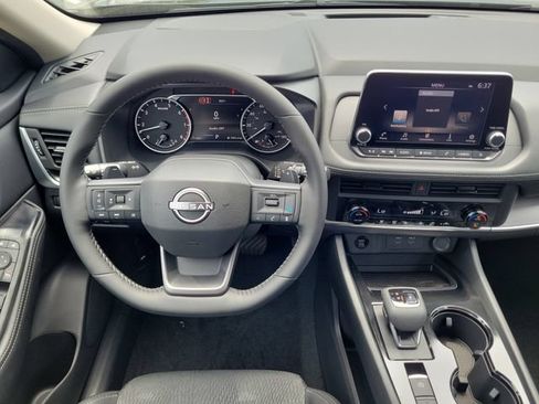 New 2026 Nissan Rogue SV FWD image 16