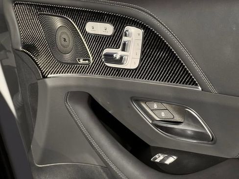 Used 2024 Mercedes-Benz GLS 63 AMG 4MATIC image 24