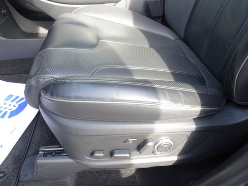 Used 2024 Hyundai Palisade Calligraphy image 9