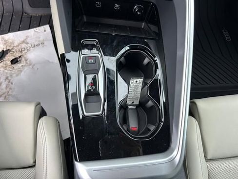 New 2025 Audi Q5 Premium Plus image 17