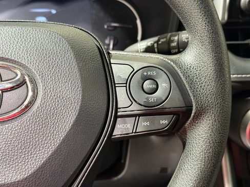Certified 2025 Toyota RAV4 XLE AWD/4WD image 24