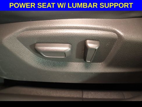 Used 2022 Mitsubishi Eclipse Cross SE FWD image 4