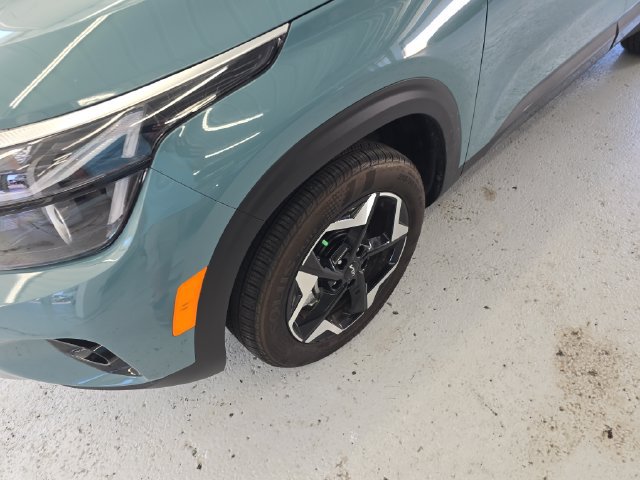 Certified 2026 Kia Seltos S AWD/4WD image 9