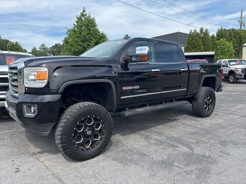 Used 2015 GMC Sierra 2500 SLT w/ Duramax Plus Package AWD/4WD image 1