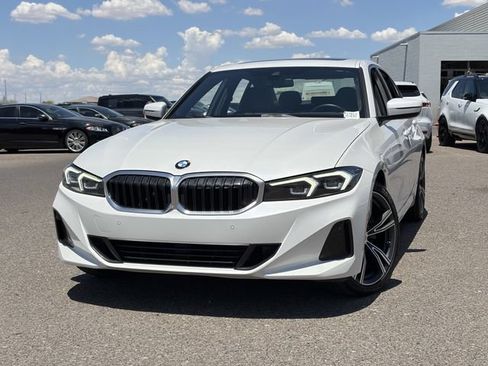 Used 2023 BMW 330i Sedan w/ Driving Assistance Package RWD image 3
