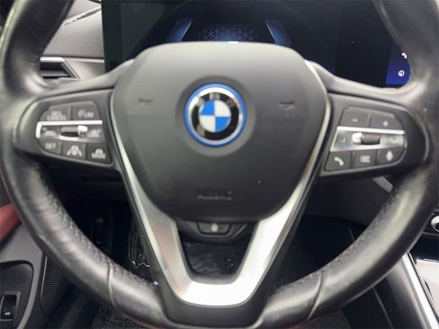 Used 2022 BMW i4 eDrive40 image 57