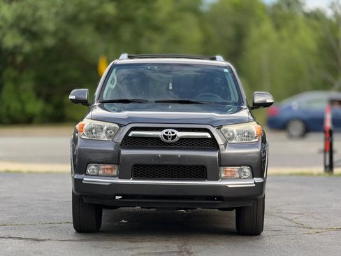 Used 2011 Toyota 4Runner SR5 AWD/4WD image 2