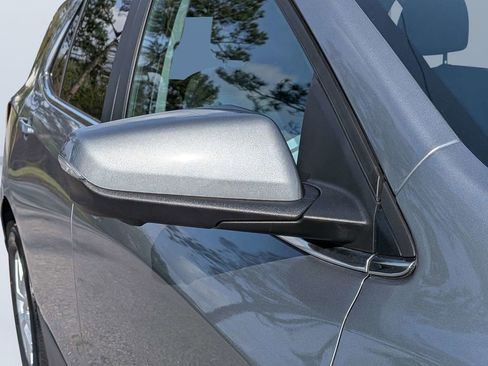 Used 2024 Chevrolet Equinox LT image 11