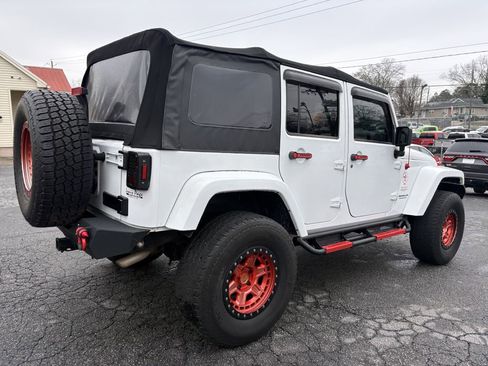 Used 2014 Jeep Wrangler Unlimited Sahara w/ Dual Top Group image 5