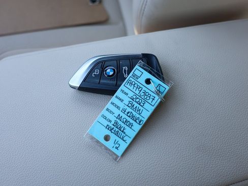 Used 2023 BMW i4 eDrive40 w/ M Sport Package image 36