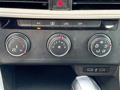 Used 2020 Volkswagen Jetta S image 15