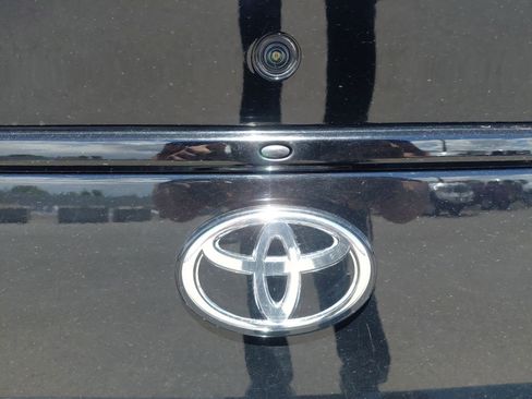 Certified 2022 Toyota GR86 RWD image 11