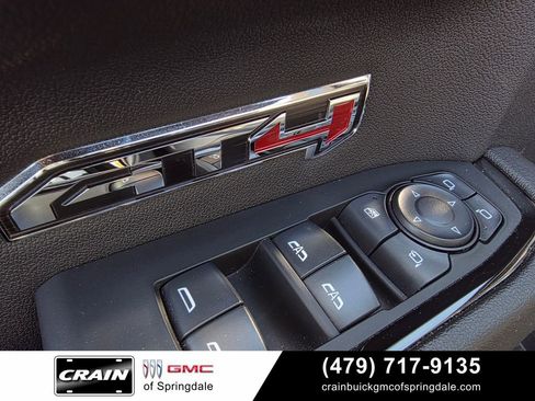 Used 2024 GMC Sierra 1500 AT4 w/ Technology Package AWD/4WD image 11