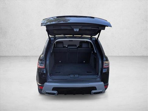 Used 2018 Land Rover Range Rover Sport SE image 7