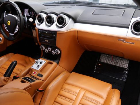 Used 2005 Ferrari 612 Scaglietti image 13