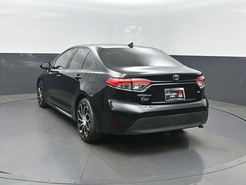 Used 2024 Toyota Corolla LE FWD image 3
