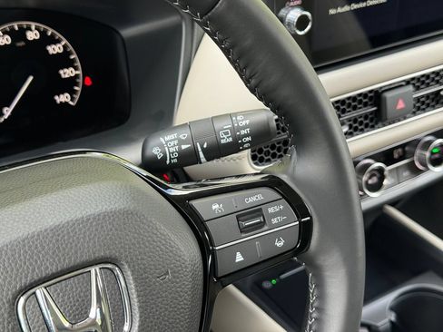 Certified 2026 Honda HR-V EX-L image 23