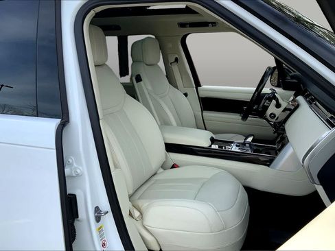 Used 2023 Land Rover Range Rover SE AWD/4WD image 8