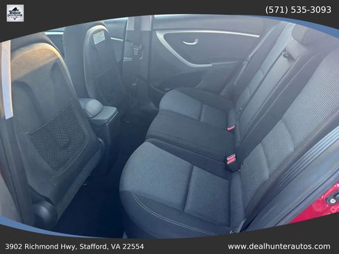 Used 2016 Hyundai Elantra GT FWD image 19
