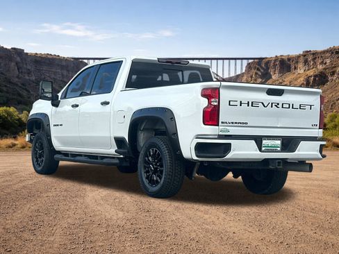 Used 2021 Chevrolet Silverado 3500 LTZ w/ LTZ Plus Package AWD/4WD image 5