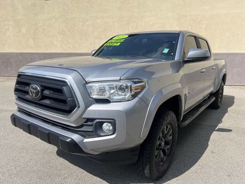 Used 2021 Toyota Tacoma SR5 image 32