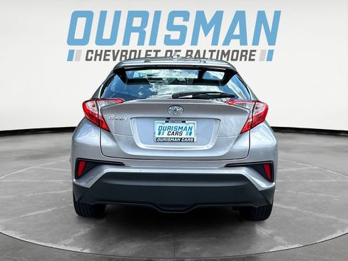 Used 2019 Toyota C-HR XLE FWD image 5