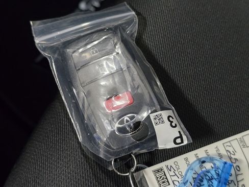 New 2025 Toyota Tacoma 4x4 Double Cab Hybrid image 35