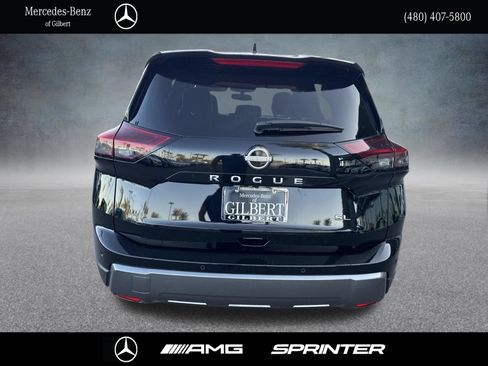 Used 2026 Nissan Rogue SL FWD image 5