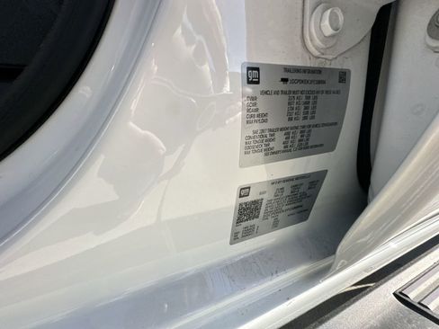 Used 2023 Chevrolet Silverado 1500 LT image 33