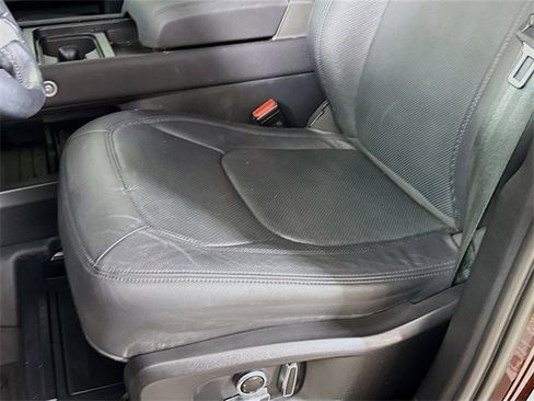 Certified 2023 Land Rover Defender 130 SE image 22