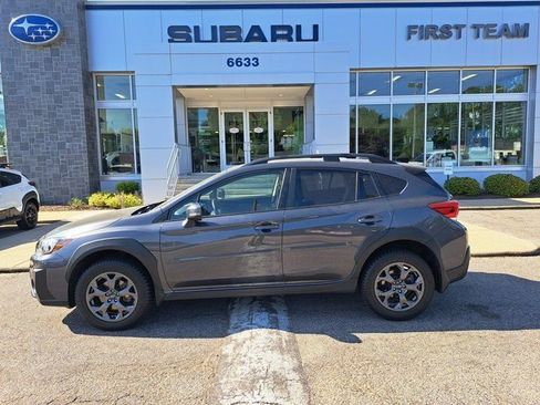 Used 2022 Subaru Crosstrek 2.5i Sport w/ Moonroof Package AWD/4WD image 3