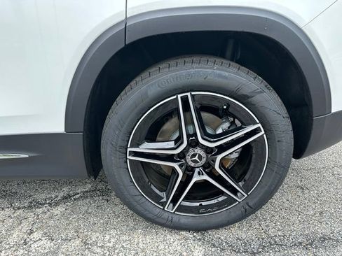 New 2026 Mercedes-Benz GLB 250 4MATIC image 10