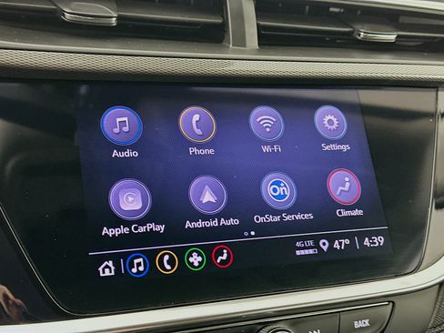 Used 2022 Buick Encore GX Select image 19