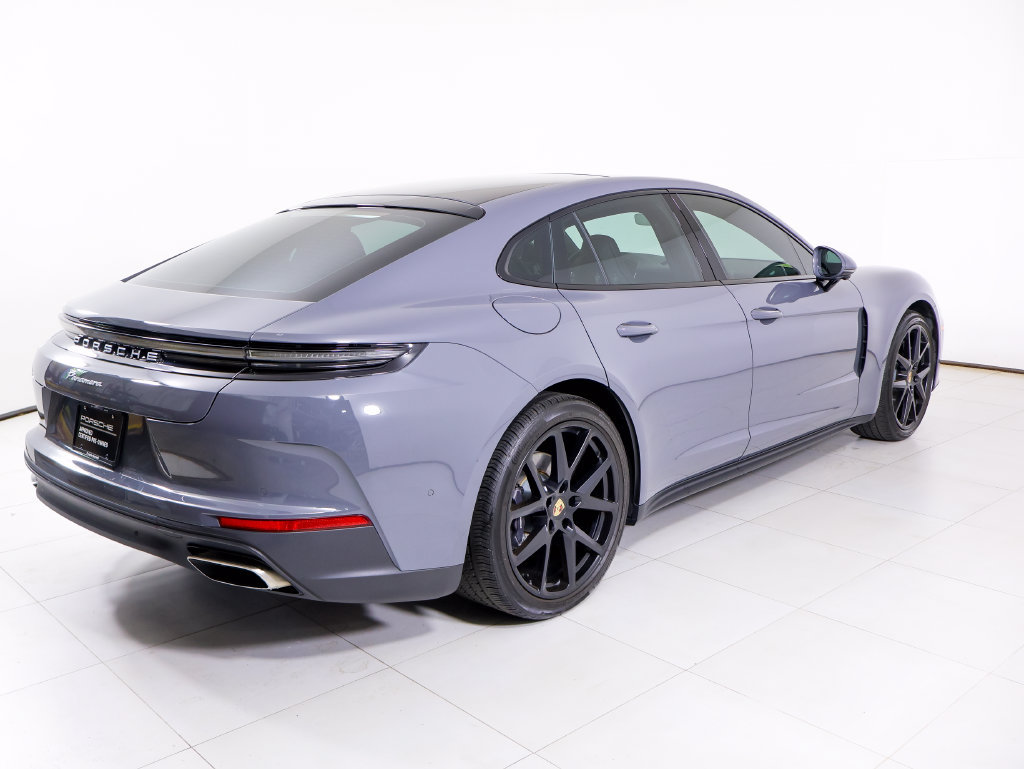 Certified 2025 Porsche Panamera w/ Premium Package RWD image 29