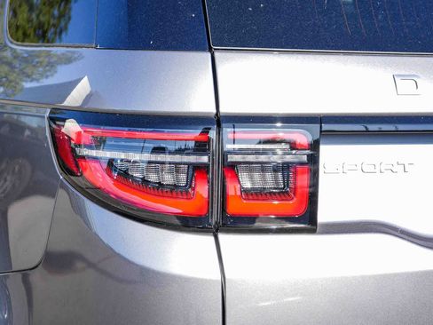 New 2025 Land Rover Discovery Sport S AWD/4WD image 7