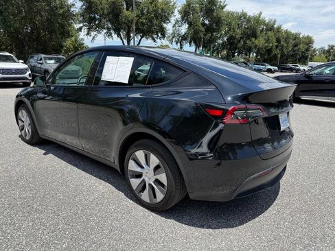 Used 2024 Tesla Model Y Long Range AWD/4WD image 14