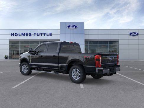 New 2026 Ford F250 XLT w/ XLT Premium Package AWD/4WD image 4