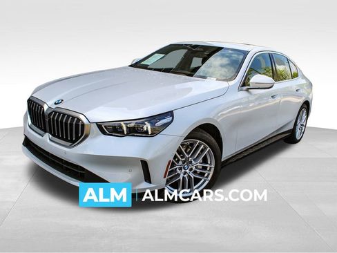 Used 2025 BMW 530i w/ Premium Package image 1
