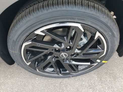 New 2026 Nissan Sentra SR image 8