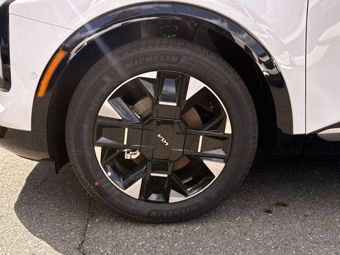New 2026 Kia Sportage SX FWD image 22