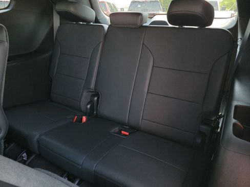 New 2026 Buick Enclave Preferred w/ Power Package AWD/4WD image 8