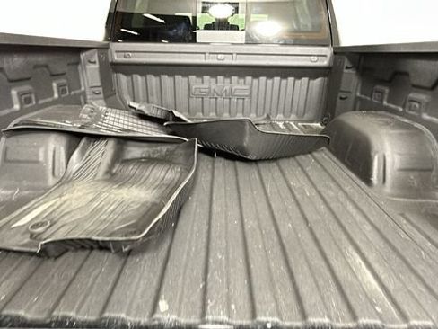 Used 2023 GMC Sierra 1500 Elevation w/ Preferred Package AWD/4WD image 28