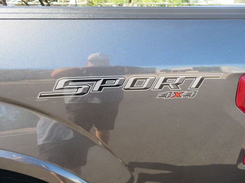 Used 2018 Ford F150 XLT w/ Equipment Group 302A Luxury image 13