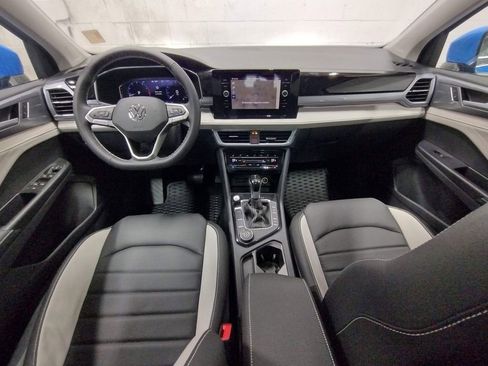 New 2025 Volkswagen Taos SEL AWD/4WD image 37