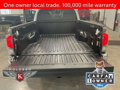 Used 2022 Toyota Tacoma TRD Off-Road w/ Black Out Package (TMS) image 20